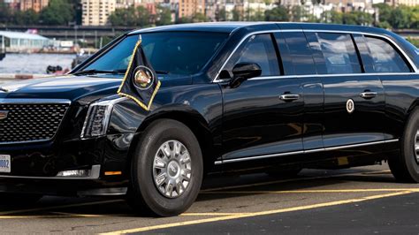 megashare armored|Ultimate Armored Car: The Presidential Beast (TV Movie 2012).